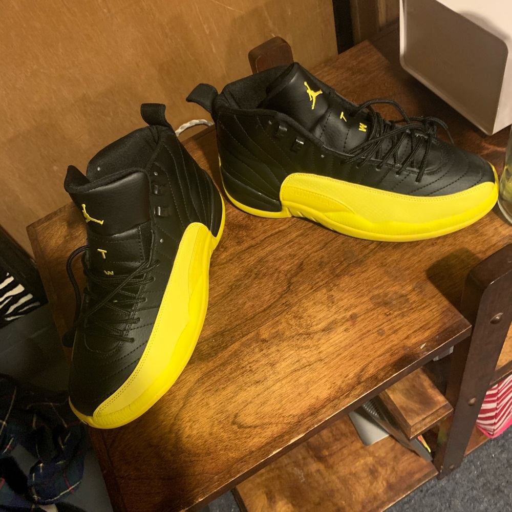 Jordan 12 university gold BRAND NEW!!!